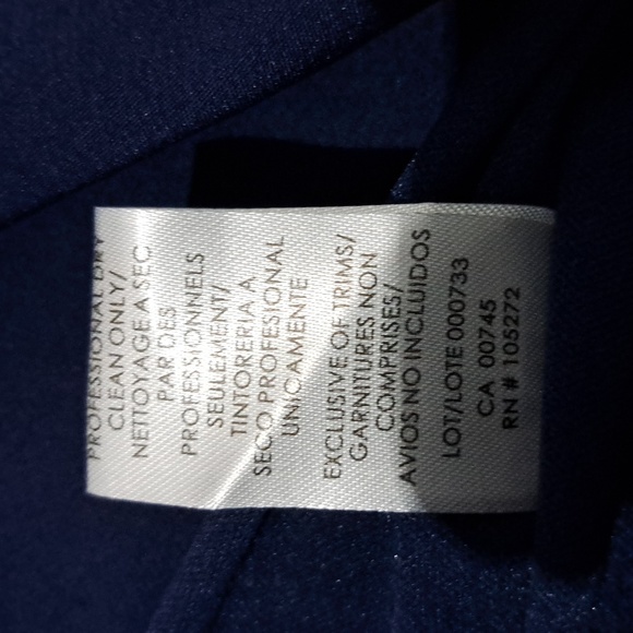 JS Collection Maria Scallop Column Gown - Picture 9 of 13